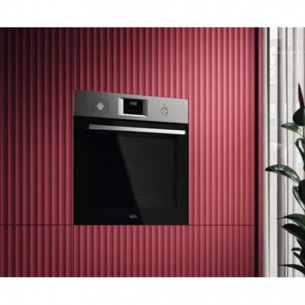 Forno AEG NBU5P41SM - 72Lts - Inox - Pirol�tico