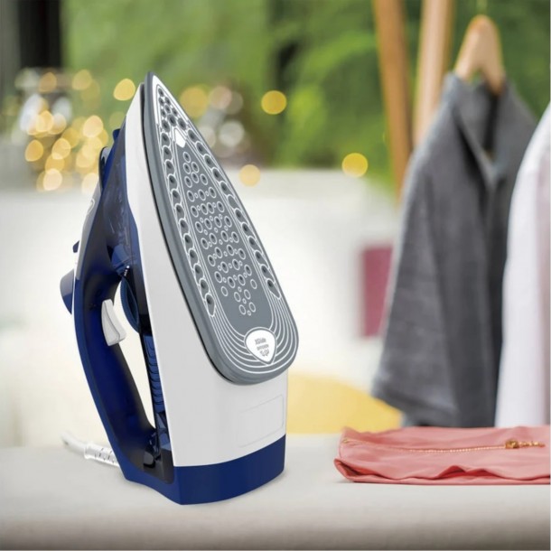 Ferro Engomar TEFAL FV2838EO - 2400W